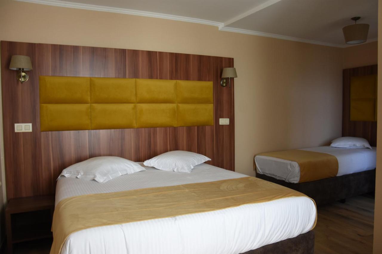 Sun Hotel Saint-Gilles Exterior photo