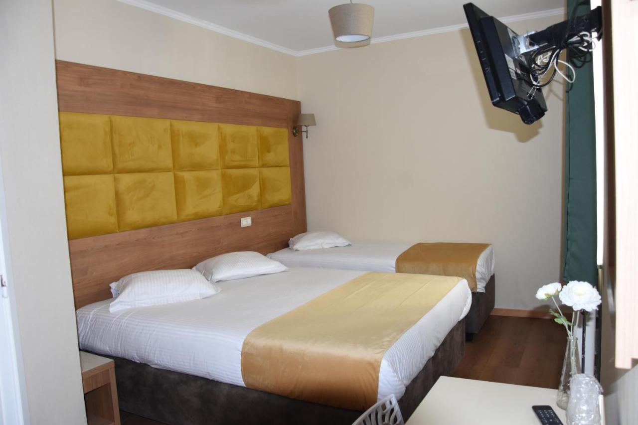 Sun Hotel Saint-Gilles Exterior photo