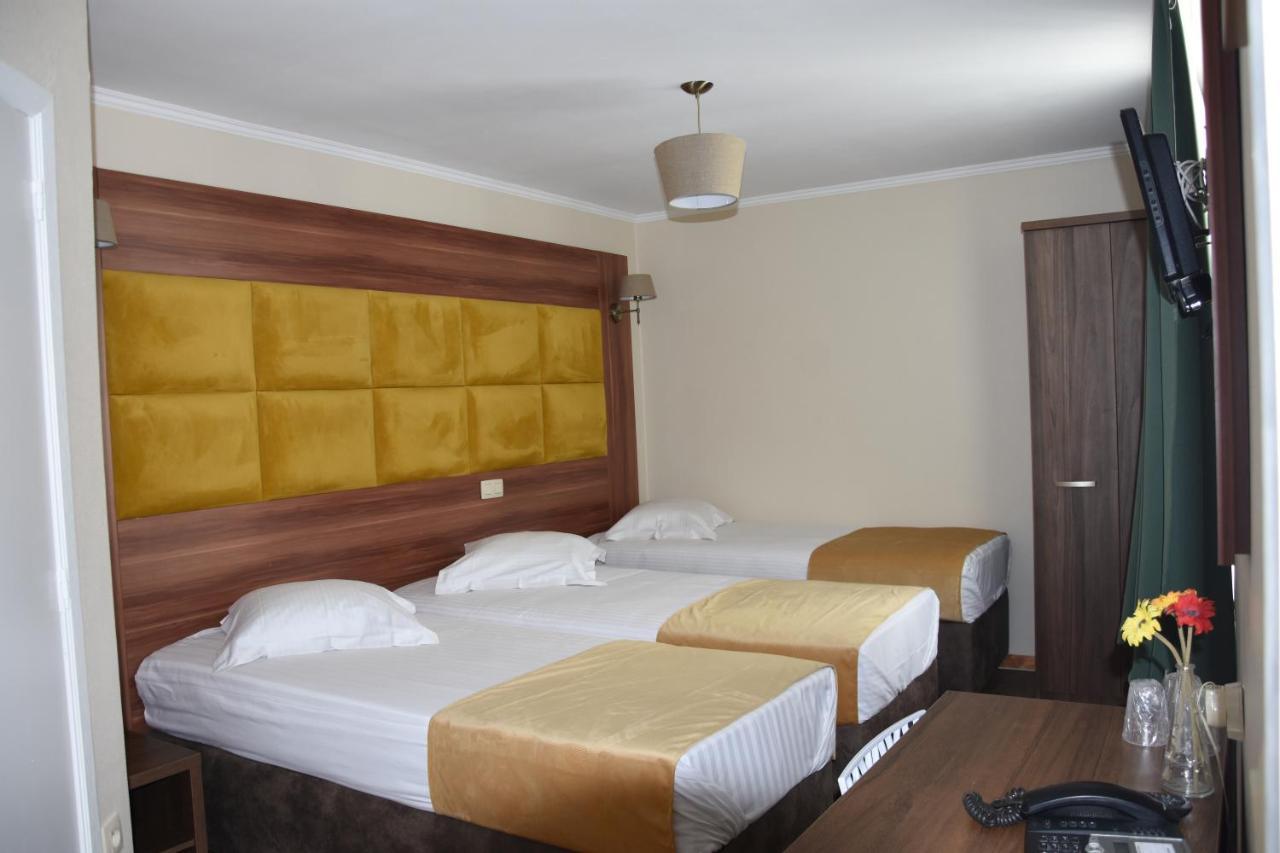 Sun Hotel Saint-Gilles Exterior photo