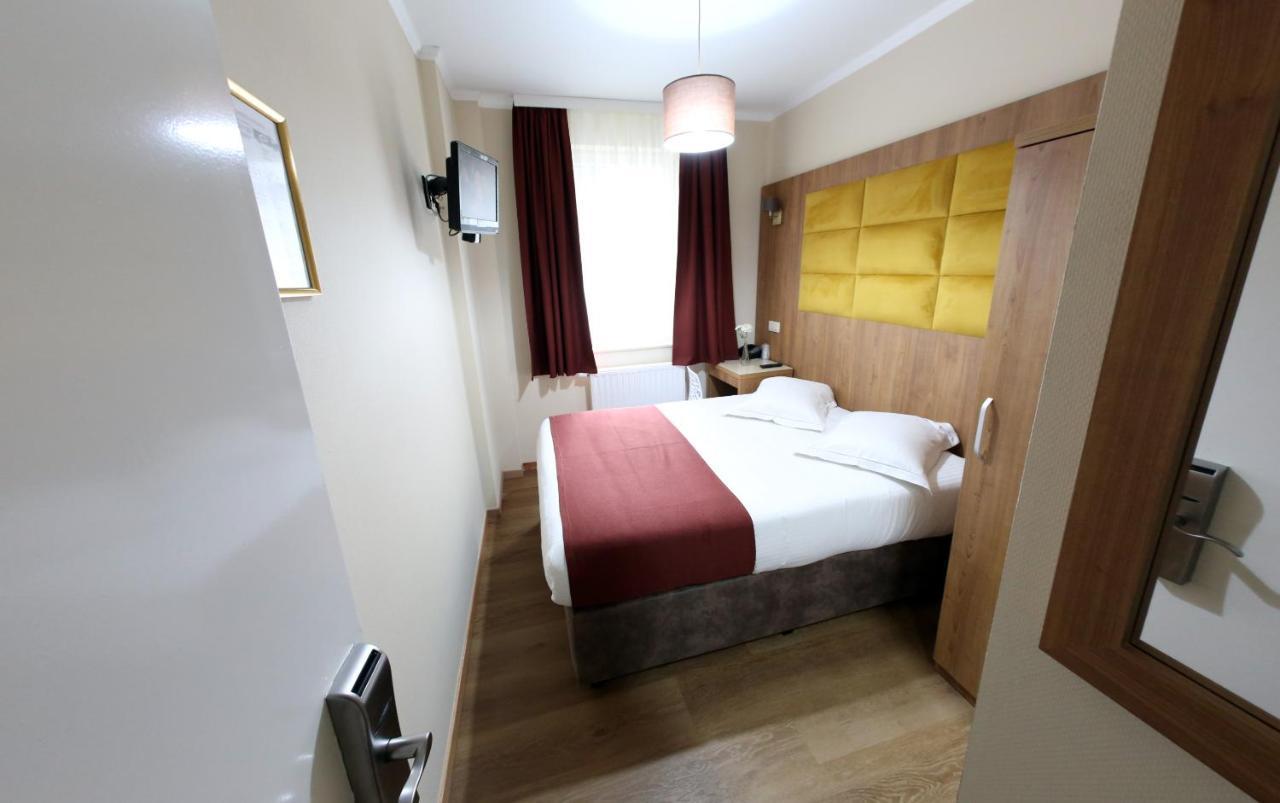 Sun Hotel Saint-Gilles Exterior photo