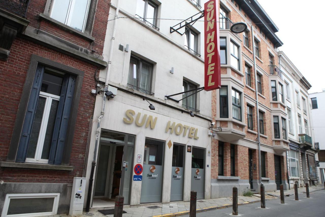 Sun Hotel Saint-Gilles Exterior photo